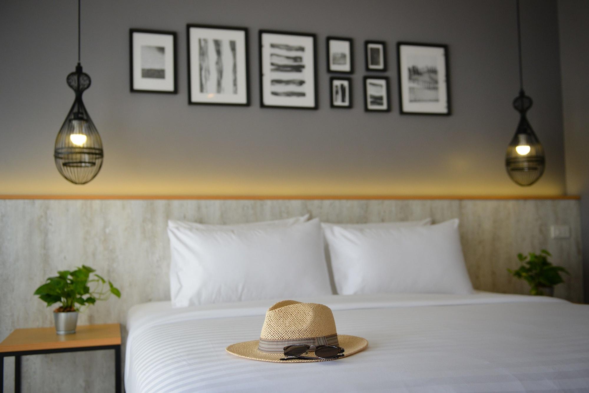 Hotel Ruenthip Pattaya Zewnętrze zdjęcie