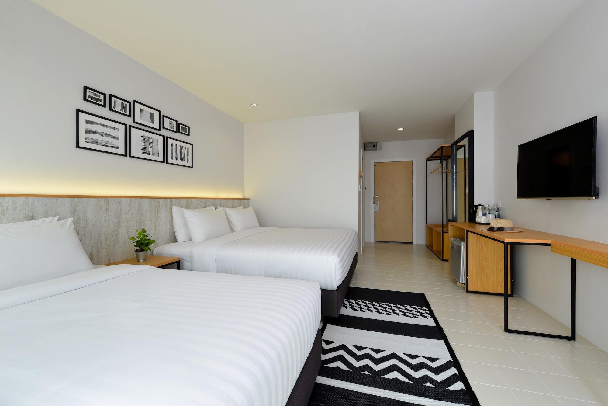 Hotel Ruenthip Pattaya Zewnętrze zdjęcie