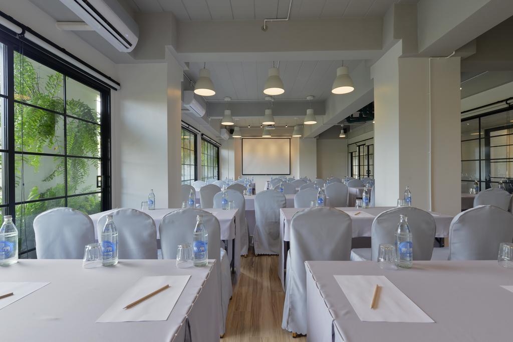 Hotel Ruenthip Pattaya Zewnętrze zdjęcie
