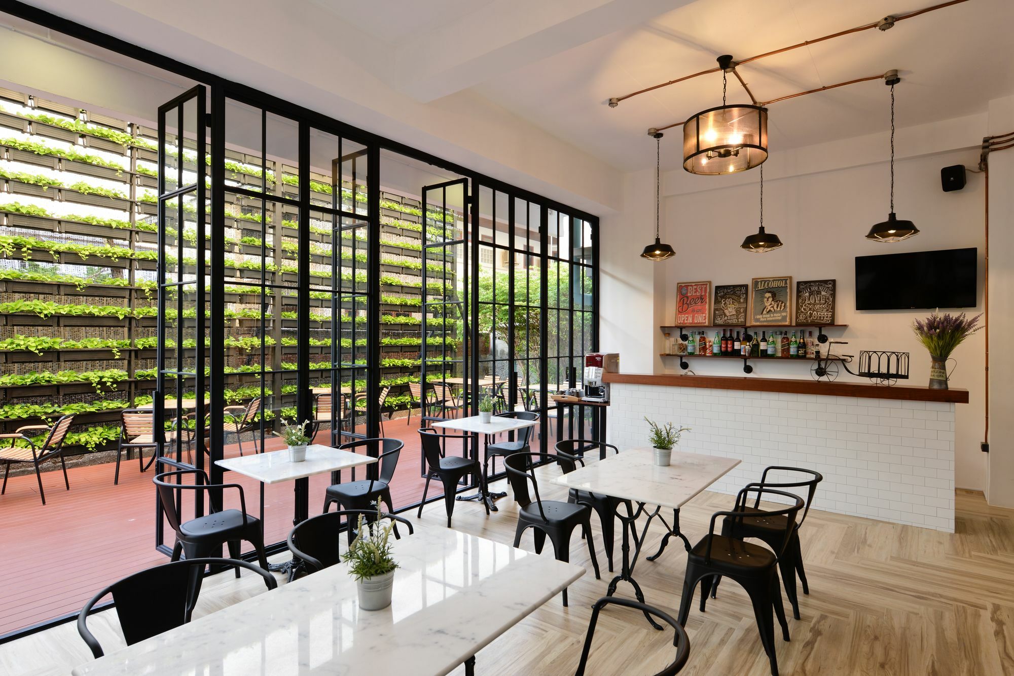 Hotel Ruenthip Pattaya Zewnętrze zdjęcie