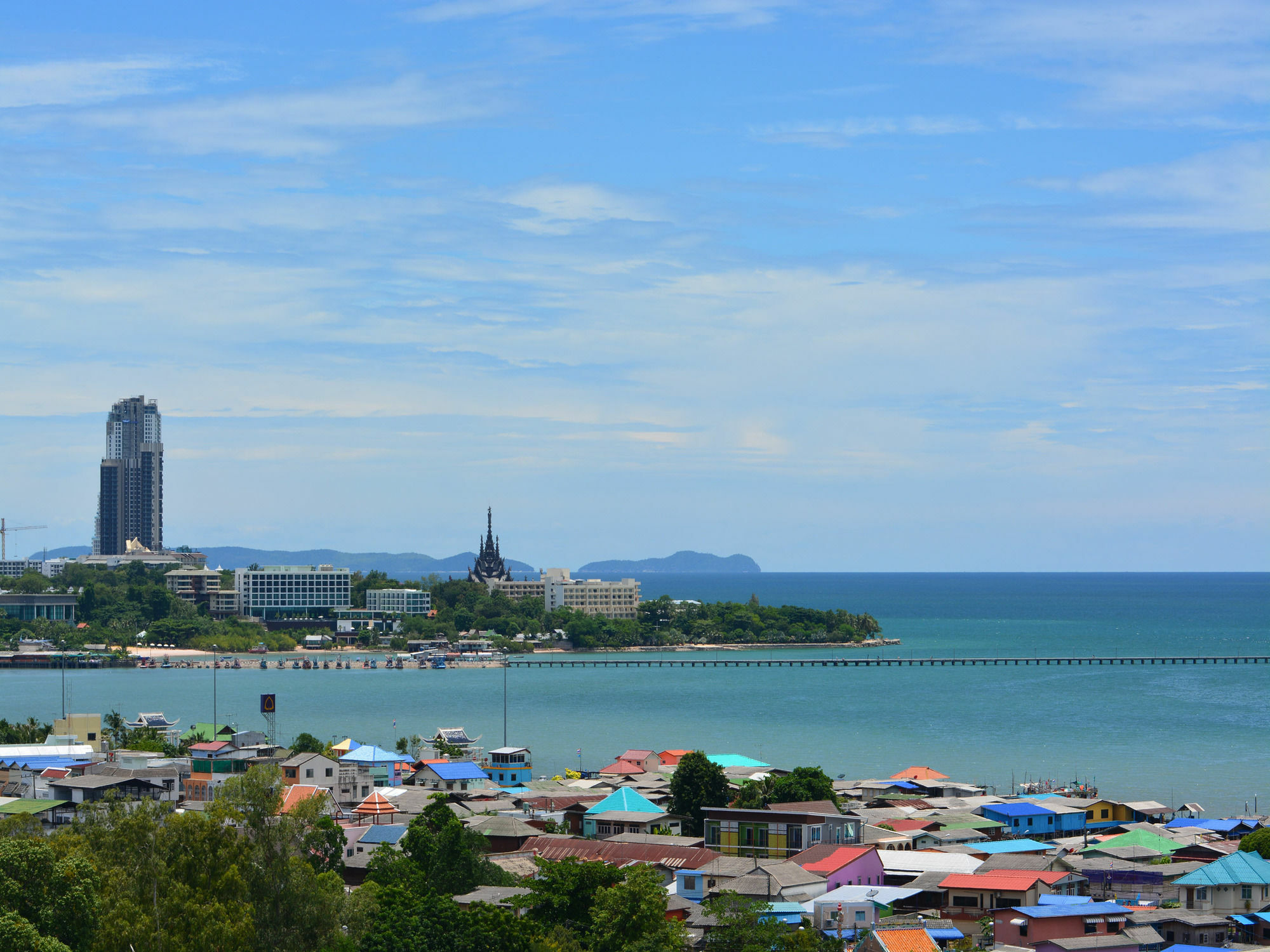 Hotel Ruenthip Pattaya Zewnętrze zdjęcie