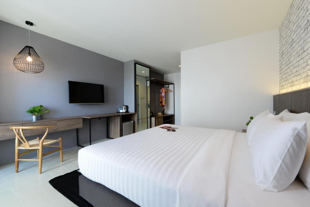 Hotel Ruenthip Pattaya Zewnętrze zdjęcie
